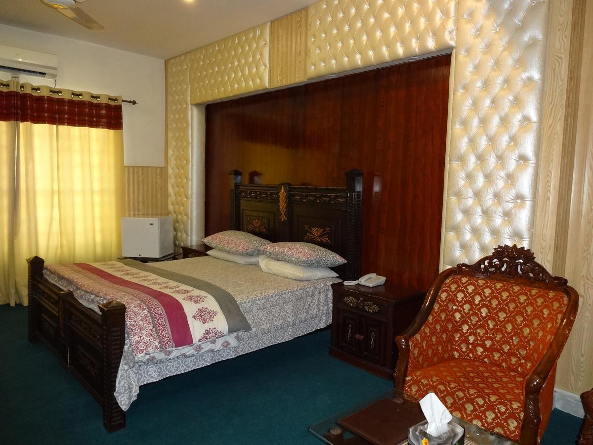 Divine Hotel Ravalpindi Kültér fotó